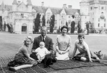 Фото - «Мамочка, мама, Ваше Величество»: принц Эндрю отдал дань уважения покойной Елизавете II